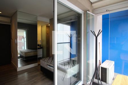 Varanda/ Cozinha de apartamento para alugar com 1 quarto, 27m² em Vila Olímpia, São Paulo