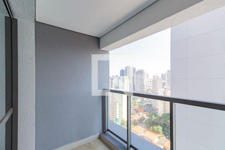 Varanda de kitnet/studio para alugar com 1 quarto, 27m² em Santo Amaro, São Paulo