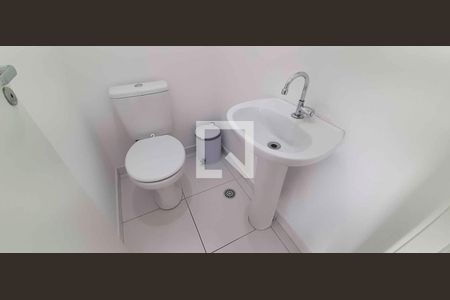 Lavabo de apartamento para alugar com 2 quartos, 56m² em Padroeira, Osasco