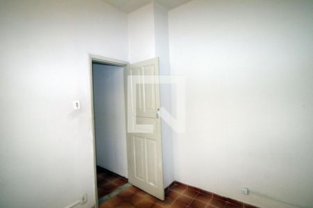 Quarto 2 de apartamento para alugar com 2 quartos, 70m² em Ramos, Rio de Janeiro