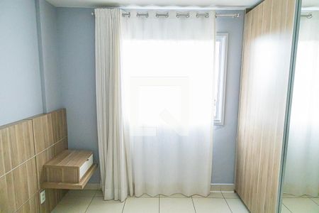 Quarto 1/ suite de apartamento para alugar com 3 quartos, 72m² em Heliópolis, Belo Horizonte