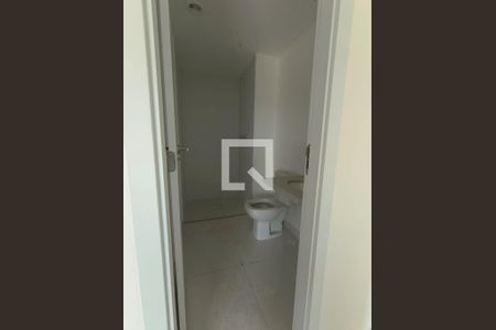 Banheiro de apartamento à venda com 3 quartos, 70m² em Caxingui, São Paulo