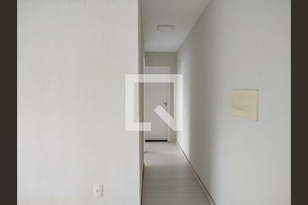 Corredor de apartamento para alugar com 2 quartos, 45m² em Penha de França, São Paulo