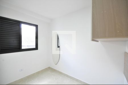 Quarto 2 de apartamento para alugar com 2 quartos, 40m² em Vila Santa Terezinha (zona Norte), São Paulo