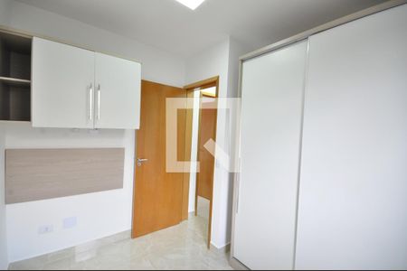 Quarto 2 de apartamento para alugar com 2 quartos, 40m² em Vila Santa Terezinha (zona Norte), São Paulo