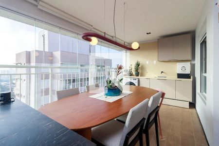 Sala - Varanda de apartamento à venda com 3 quartos, 83m² em Santo Amaro, São Paulo