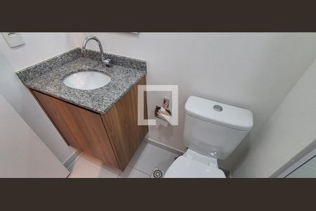 Banheiro  de kitnet/studio para alugar com 1 quarto, 25m² em Vila Campestre, São Bernardo do Campo