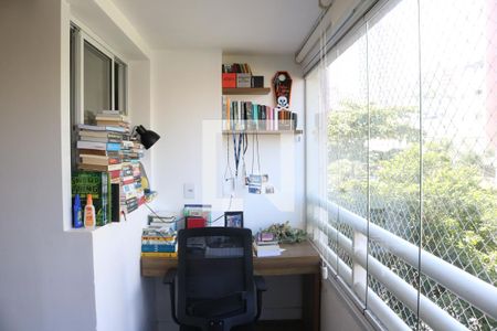 Sala de apartamento à venda com 2 quartos, 62m² em Vila Anglo Brasileira, São Paulo