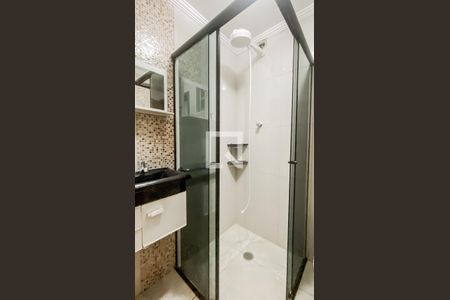 Banheiro da Suíte de casa para alugar com 3 quartos, 200m² em Jardim Três Marias, São Paulo