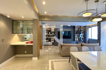 Apartamento à venda com 5 quartos, 214m² em Copacabana, Rio de Janeiro