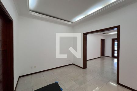 Hall de entrada de casa de condomínio para alugar com 4 quartos, 447m² em Chácaras São Bento, Valinhos