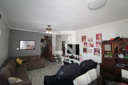 Sala 1 de casa à venda com 5 quartos, 300m² em Conjunto Residencial Santa Terezinha, São Paulo