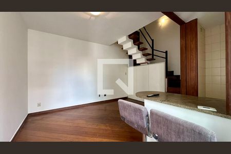 Sala/cozinha de apartamento à venda com 1 quarto, 50m² em Lourdes, Belo Horizonte