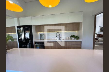 Casa à venda com 3 quartos, 220m² em Swiss Park, Campinas