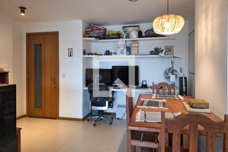 Sala de apartamento à venda com 2 quartos, 82m² em Santa Rosa, Niterói