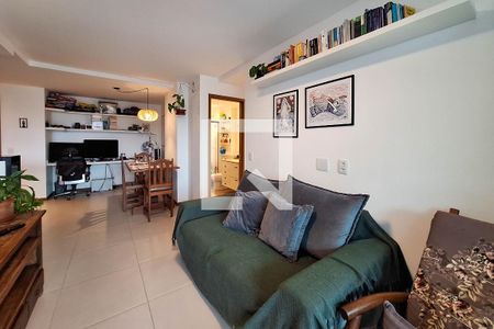 Sala de apartamento à venda com 2 quartos, 82m² em Santa Rosa, Niterói