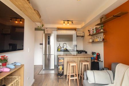 Sala/Cozinha de apartamento à venda com 1 quarto, 28m² em Santa Quiteria, Curitiba