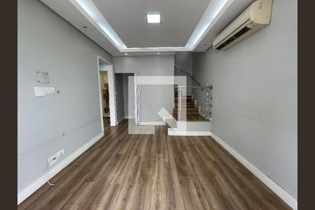 Sala 1 de casa à venda com 4 quartos, 180m² em Jaguaré, São Paulo