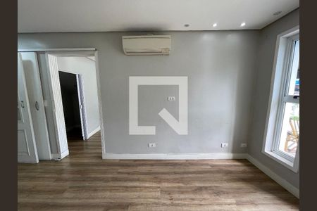 Sala 2 de casa à venda com 4 quartos, 180m² em Jaguaré, São Paulo