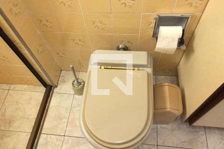 Banheiro de apartamento para alugar com 1 quarto, 90m² em Embaré, Santos