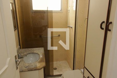 Banheiro de apartamento para alugar com 1 quarto, 90m² em Embaré, Santos