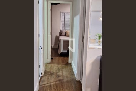 Corredor de apartamento à venda com 3 quartos, 71m² em Nucleo Residencial Celia Mota, Barueri