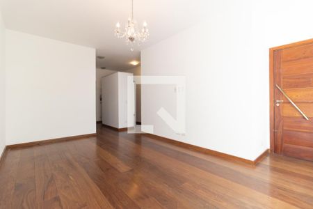 Sala de casa à venda com 3 quartos, 224m² em Cursino, São Paulo