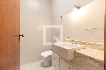 Lavabo de casa à venda com 3 quartos, 224m² em Cursino, São Paulo