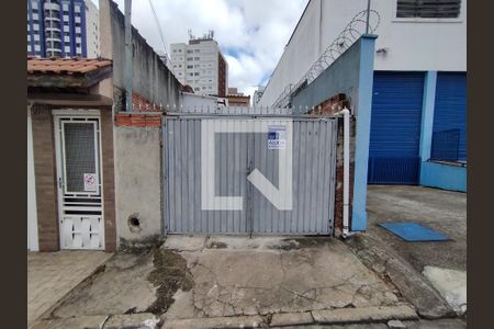Fachada  de casa para alugar com 1 quarto, 40m² em Vila Gumercindo, São Paulo
