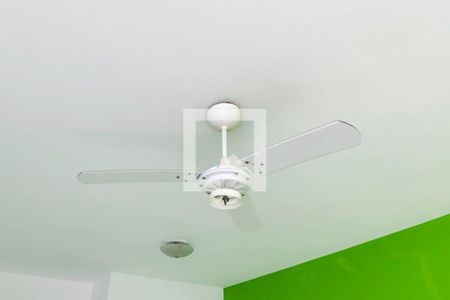 Sala de apartamento para alugar com 2 quartos, 60m² em Olaria, Rio de Janeiro