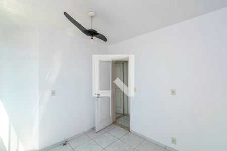 Quarto 1 de apartamento para alugar com 2 quartos, 60m² em Olaria, Rio de Janeiro