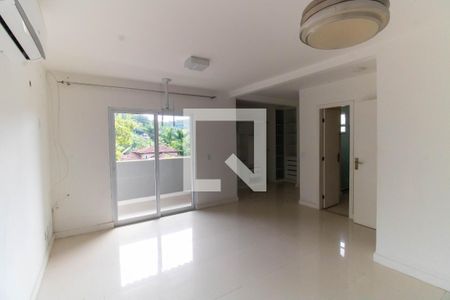 Suíte 1 de casa de condomínio à venda com 4 quartos, 182m² em Serra Grande, Niterói