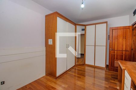 Casa de Condomínio à venda com 3 quartos, 398m² em Bela Vista, Porto Alegre