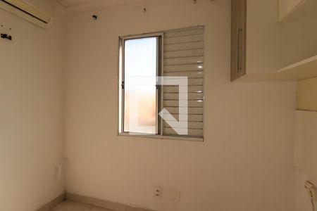 Quarto 1 de apartamento para alugar com 2 quartos, 54m² em Parque Sao Vicente, Santo André