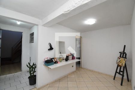 Quarto 1 de casa para alugar com 3 quartos, 80m² em Cajuru, Curitiba