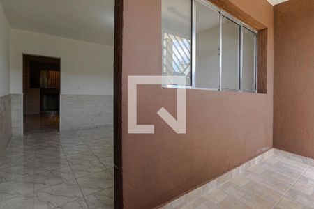 Entrada de casa para alugar com 1 quarto, 70m² em Jundiapeba, Mogi das Cruzes