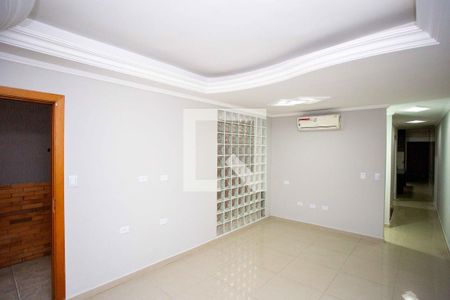 Sala de TV de casa para alugar com 3 quartos, 263m² em Piraporinha, Diadema