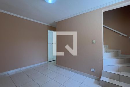 Sala de casa para alugar com 2 quartos, 80m² em Residencial Parque Cumbica, Guarulhos