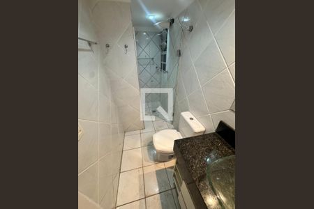 Banheiro de apartamento para alugar com 2 quartos, 55m² em Csb 6, Brasília