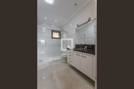 Suíte 1 de casa à venda com 5 quartos, 250m² em Três Figueiras, Porto Alegre