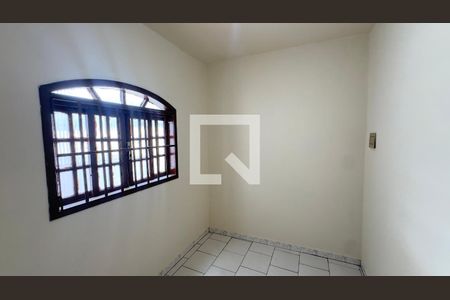 Quarto 1 de casa de condomínio para alugar com 2 quartos, 76m² em Itaipuaçu, Maricá