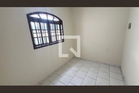 Quarto 1 de casa de condomínio para alugar com 2 quartos, 76m² em Itaipuaçu, Maricá