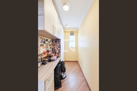 Corredor de apartamento à venda com 3 quartos, 107m² em Vila Lusitania, São Bernardo do Campo