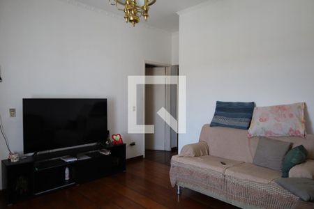 Casa para alugar com 4 quartos, 300m² em Cidade Dutra, São Paulo