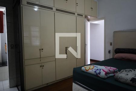 Casa para alugar com 4 quartos, 300m² em Cidade Dutra, São Paulo