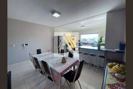 Casa à venda com 3 quartos, 165m² em São José, São Caetano do Sul