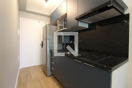 Sala/Cozinha de apartamento para alugar com 1 quarto, 35m² em Indianópolis, São Paulo