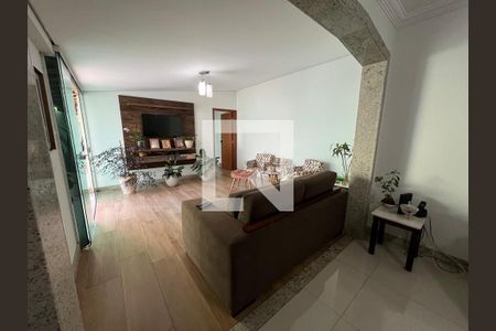 Apartamento à venda com 4 quartos, 160m² em Pampulha, Belo Horizonte