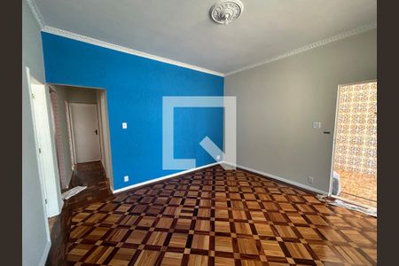 Sala de casa para alugar com 3 quartos, 233m² em Vila Valqueire, Rio de Janeiro