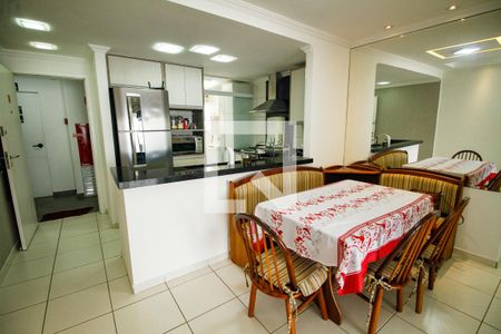Sala de apartamento para alugar com 2 quartos, 69m² em Nova Mirim, Praia Grande